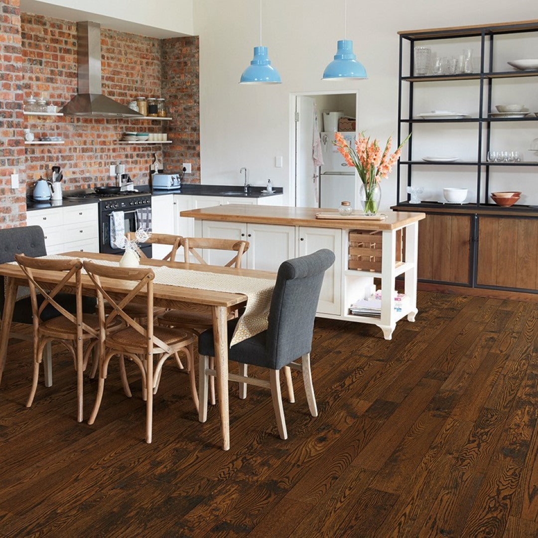 Mullican-Chatelaine-5-x-RL-Oak-Hardwood-Plank-Worn-Carriage