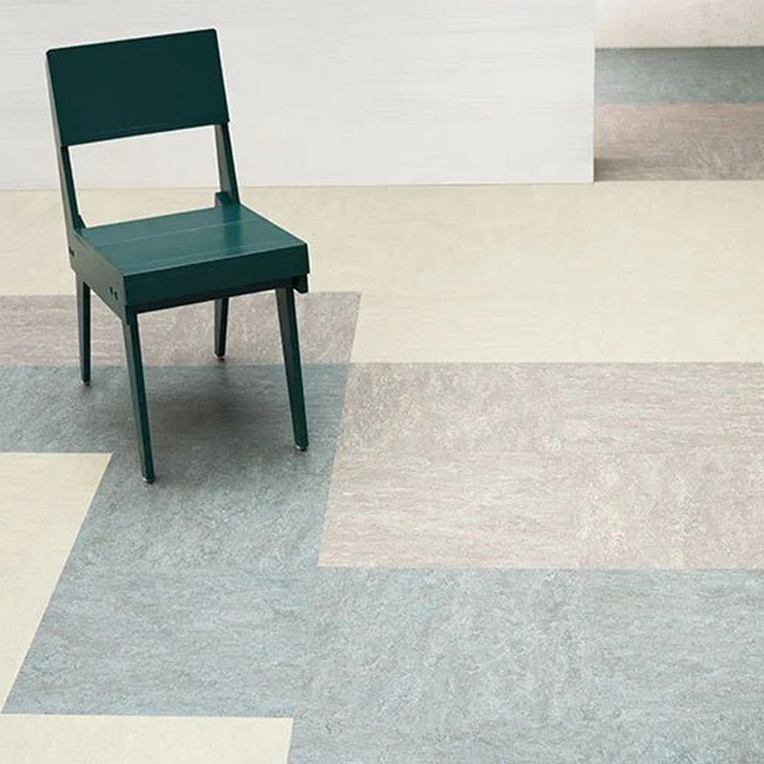 Forbo-Marmoleum-Decibel-6.5-x-105-Smooth-Vinyl-Sheet-Dove-Blue