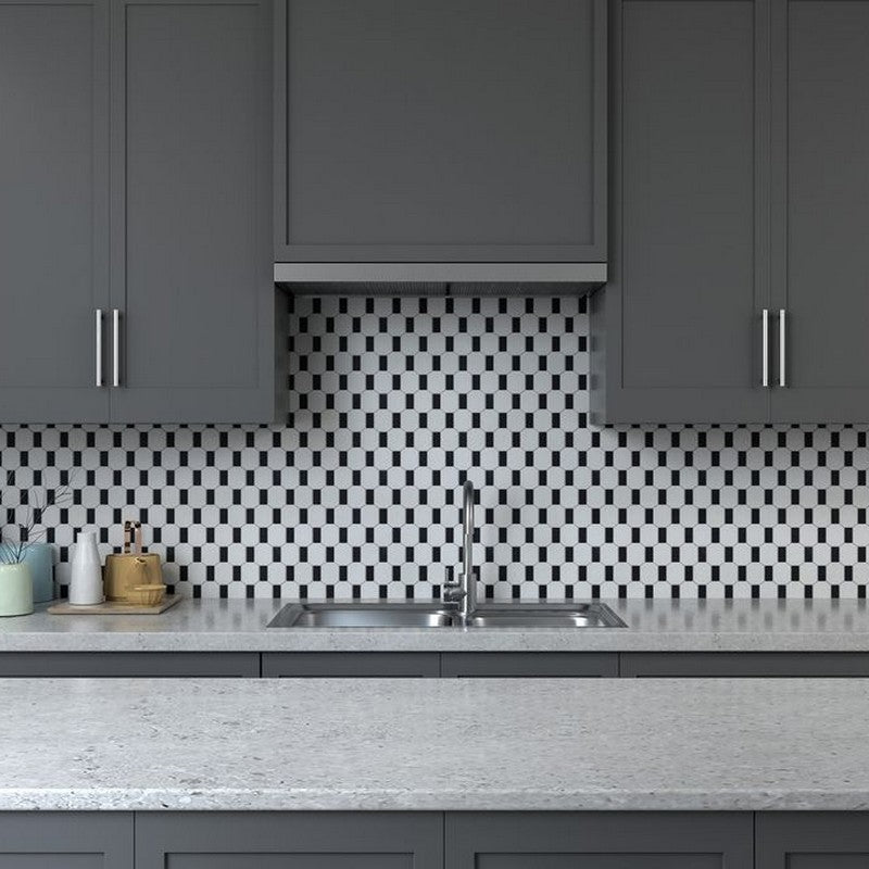 Anthology-The-Finish-Line-10.08-x-13.94-Kaya-Sable-Black