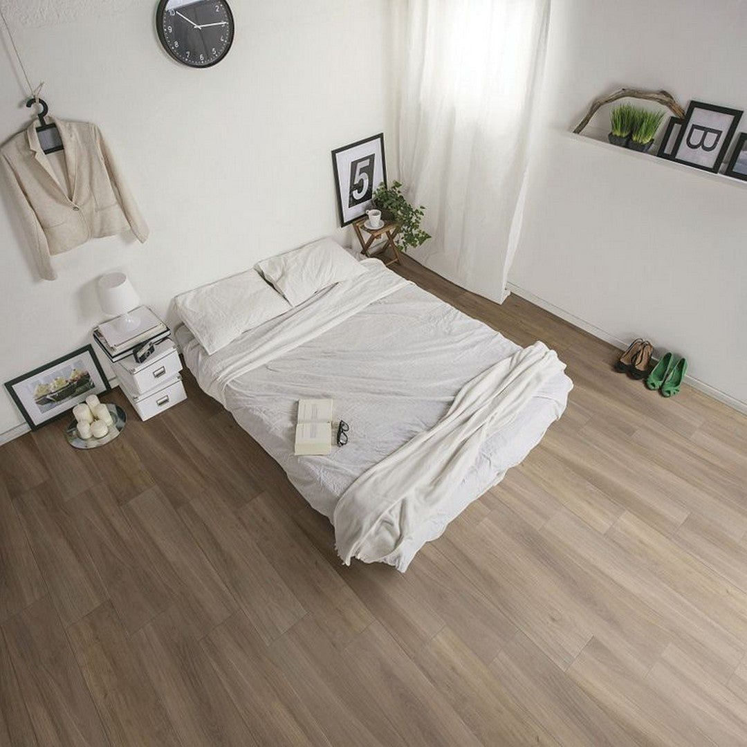 Arizona-Sav-Wood-8-x-32-Glazed-Porcelain-Tile-Iroko