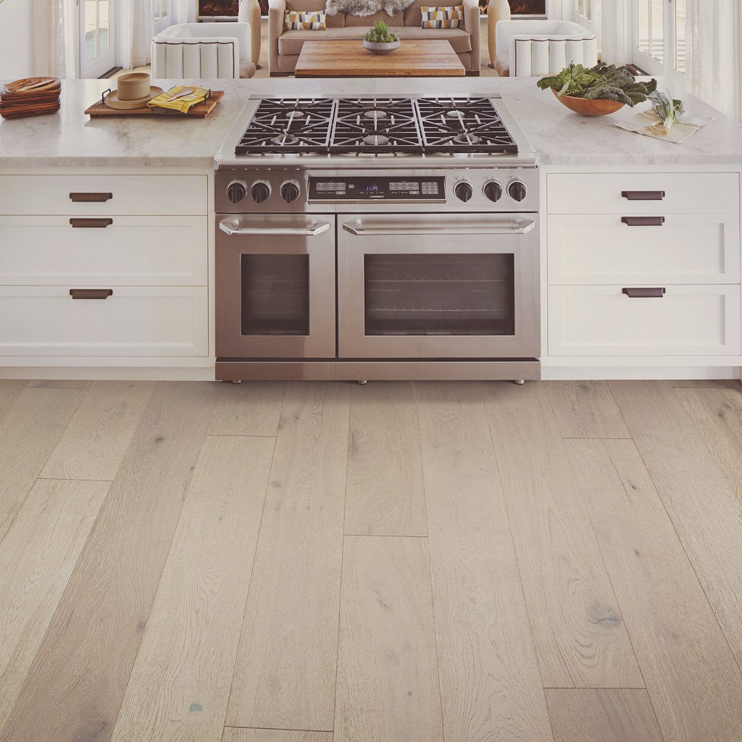 Shaw-Castlewood-7.48"-White-Oak-Engineered-Hardwood-Plank-Knight