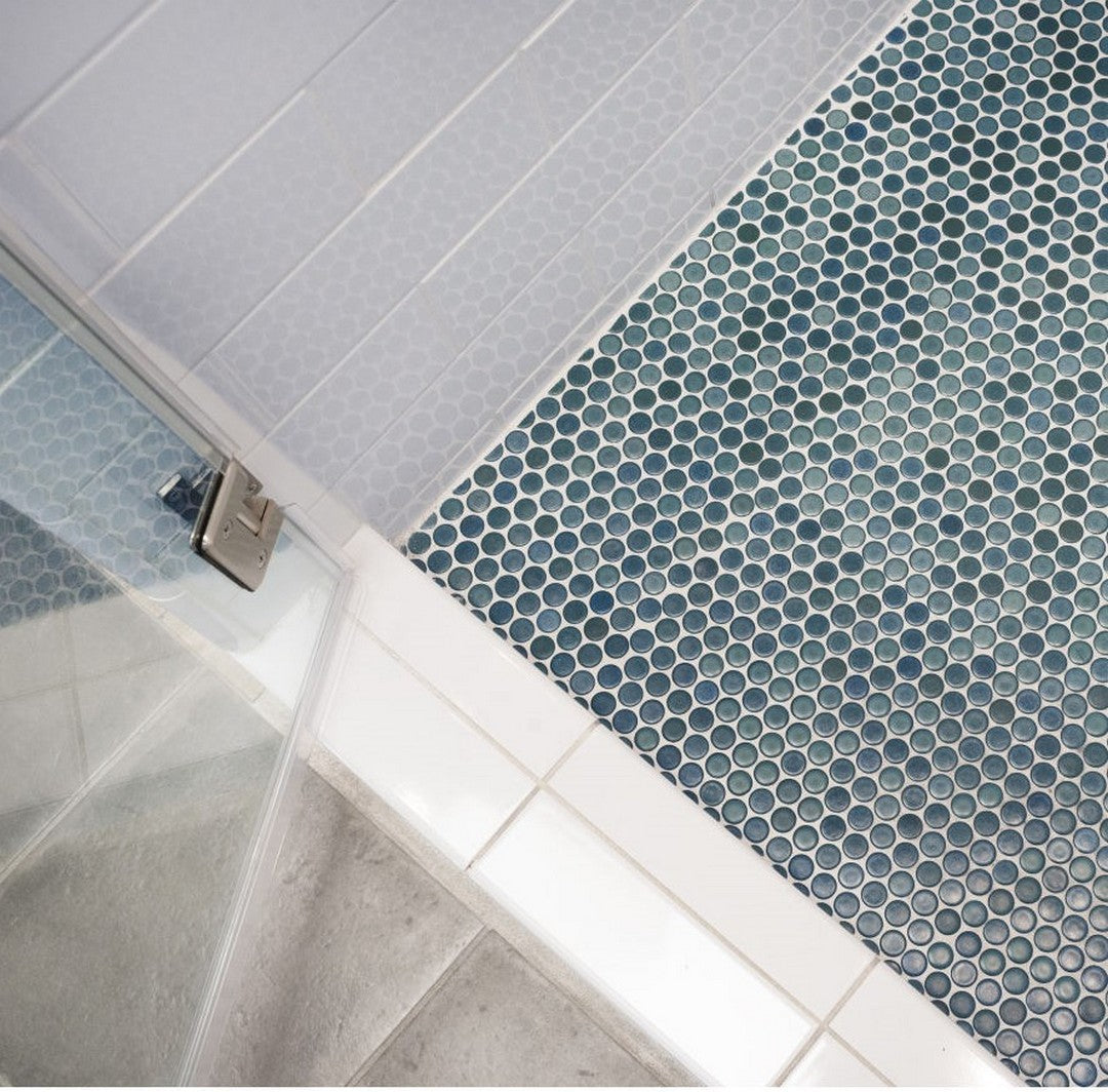 Bedrosians-360°-12-x-12-Glossy-Penny-Round-Mosaic-Lagoon