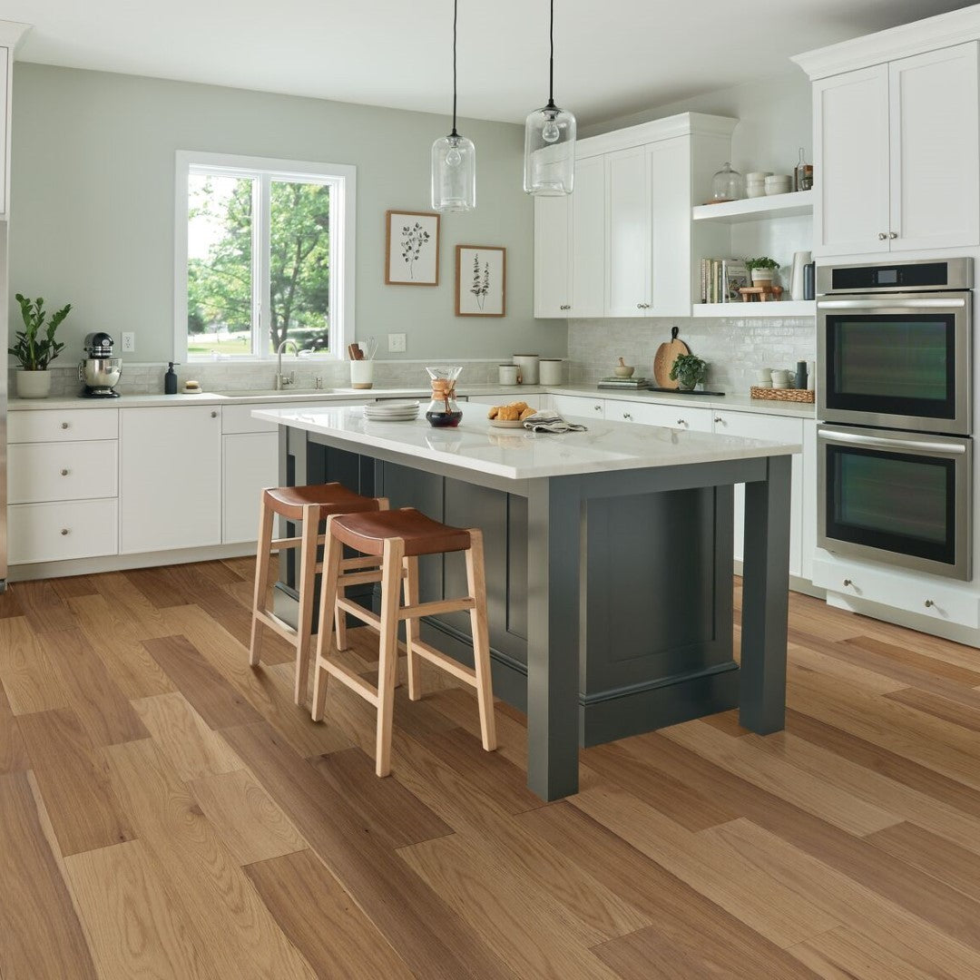 Hartco-Dogwood-Pro-7.5-Engineered-Oak-Hardwood-Plank-Wire-Brushed-Warm-Coastal