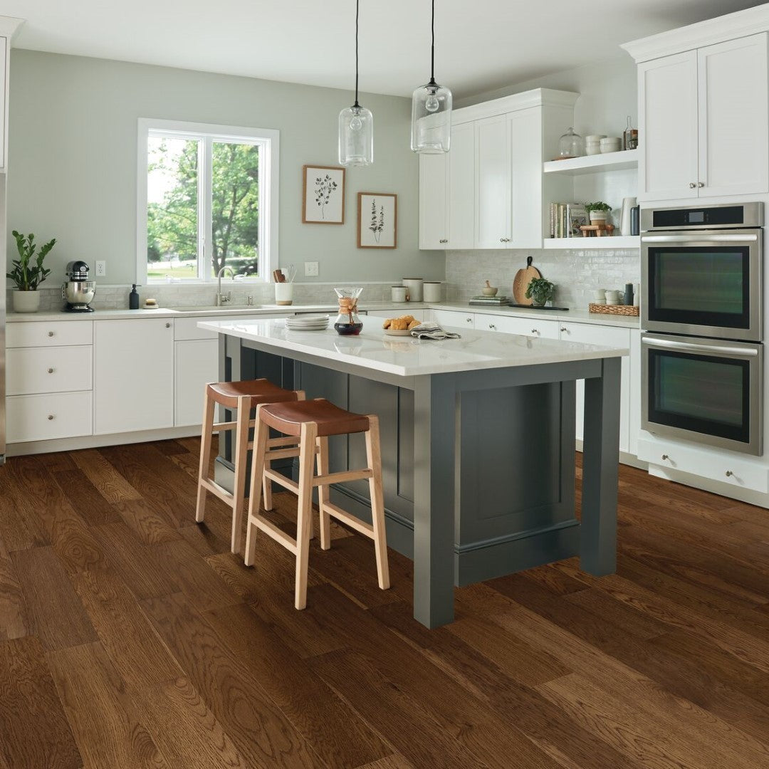 Hartco-Dogwood-Pro-7.5-Engineered-Oak-Hardwood-Plank-Wire-Brushed-Fall-Colored