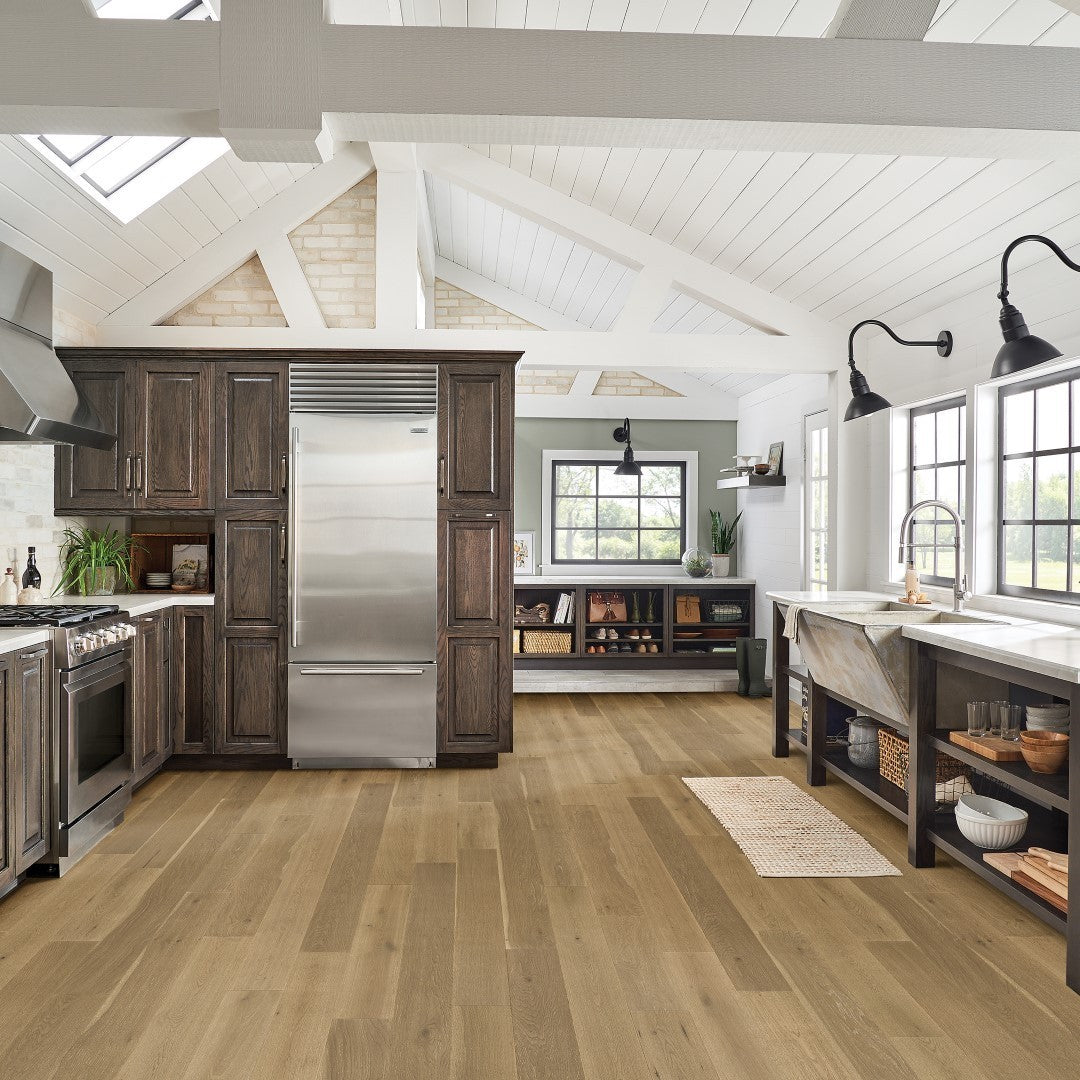 Hartco-HydroBlok-6.5-Engineered-Distressed-Hardwood-Plank-Contemporary-Retreat