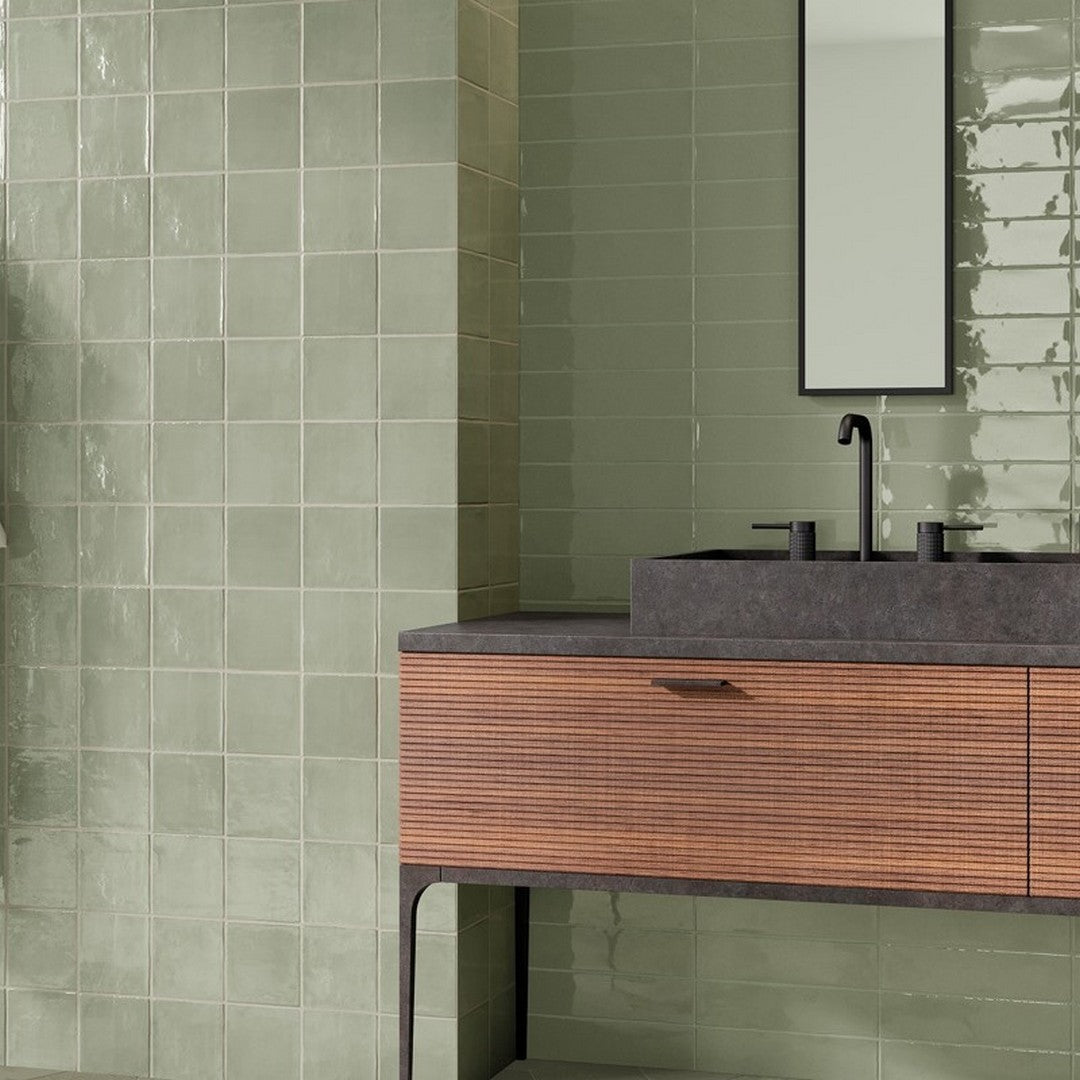 Florida-Tile-Songbird-5-x-5-Ceramic-Tile-Gliding-Green