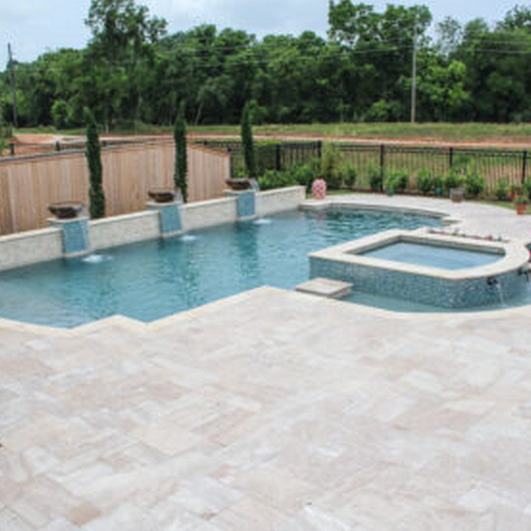 Keystone-Extra-Light-Tumbled-Travertine-Versailles-Pattern-Tile-Extra-Light