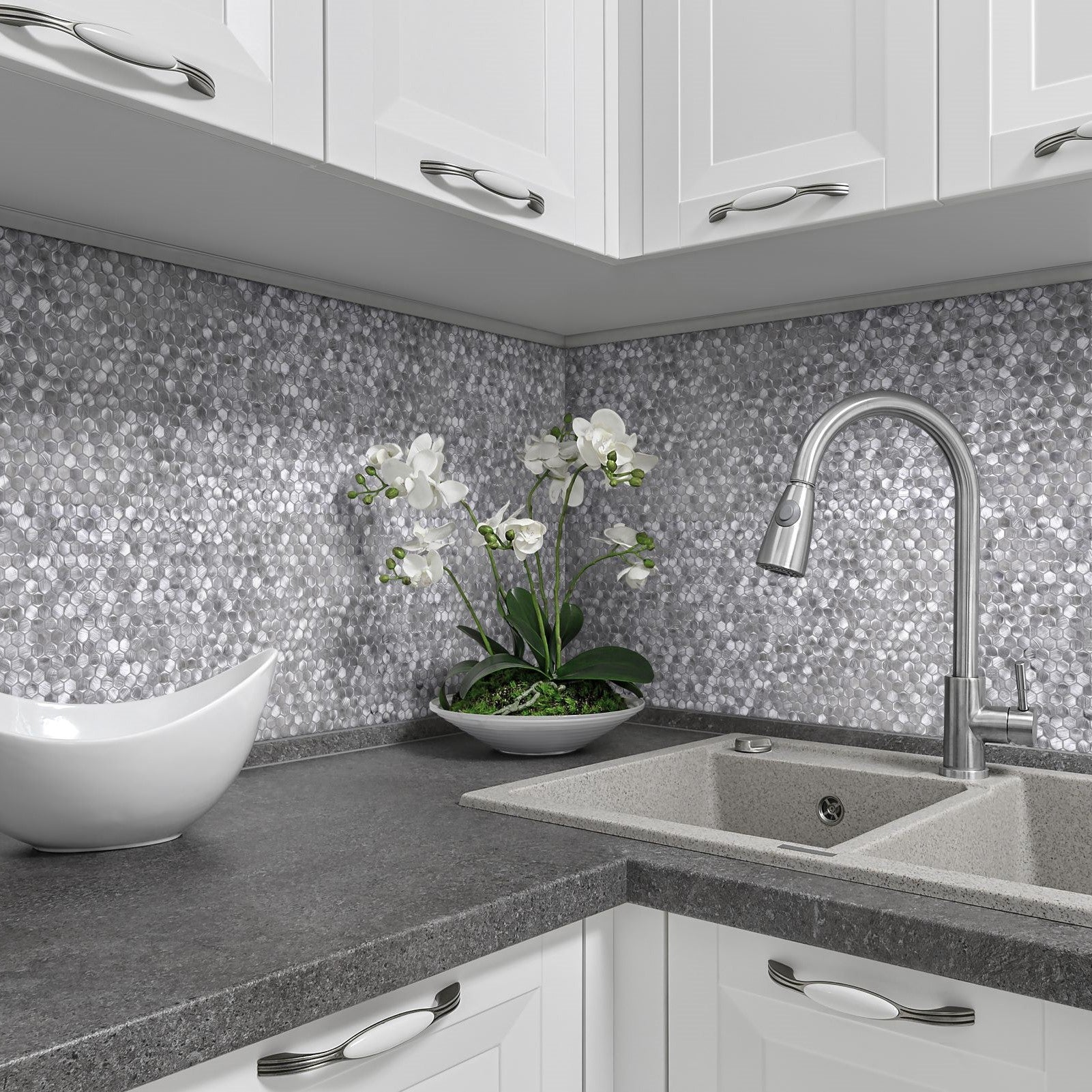 Bati-Orient-Metal-Art-12-x-12-Medium-Hexagon-Aluminum-Mosaic-Silver