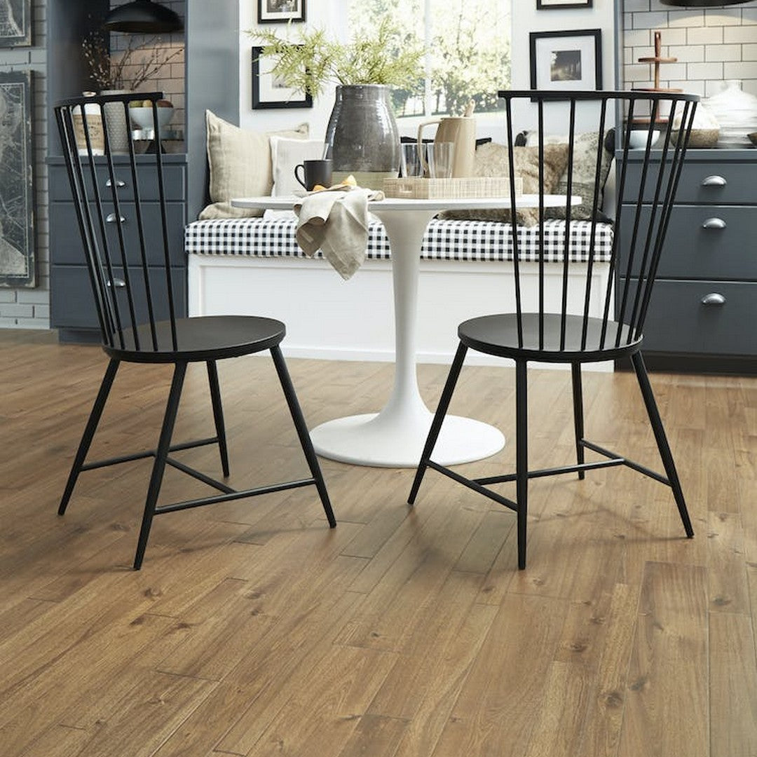 Mannington-Bengal-Bay-2-Random-Engineered-Hardwood-Tiger's-Eye