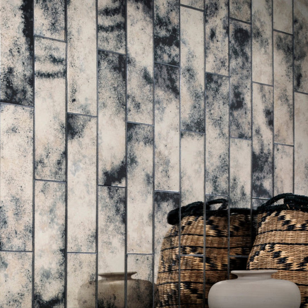 Island Stone-Patina-3.5-x-12-Gloss-Glass-Subway-Tile-Evening-Onyx