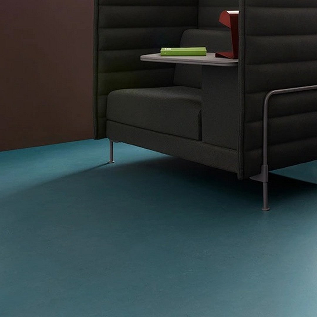 Forbo-Marmoleum-Concrete-6.5-x-105-Smooth-Vinyl-Sheet-Sirius