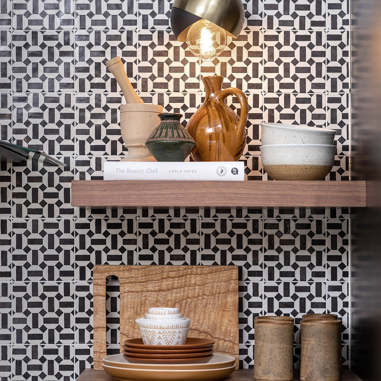 Bedrosians-Cloé-Ceramic-Decroative-Pattern-Tile-5-x-5-Loire