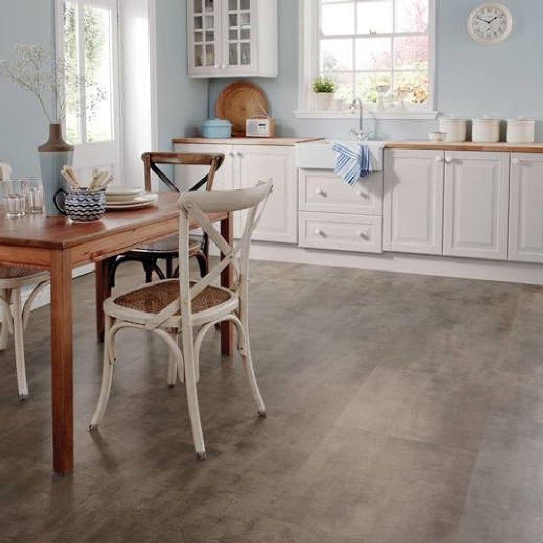 ミナルン　20kg Karndean LooseLay 19.7x24 Stone-Look Luxury Vinyl Tile | 20 Mil