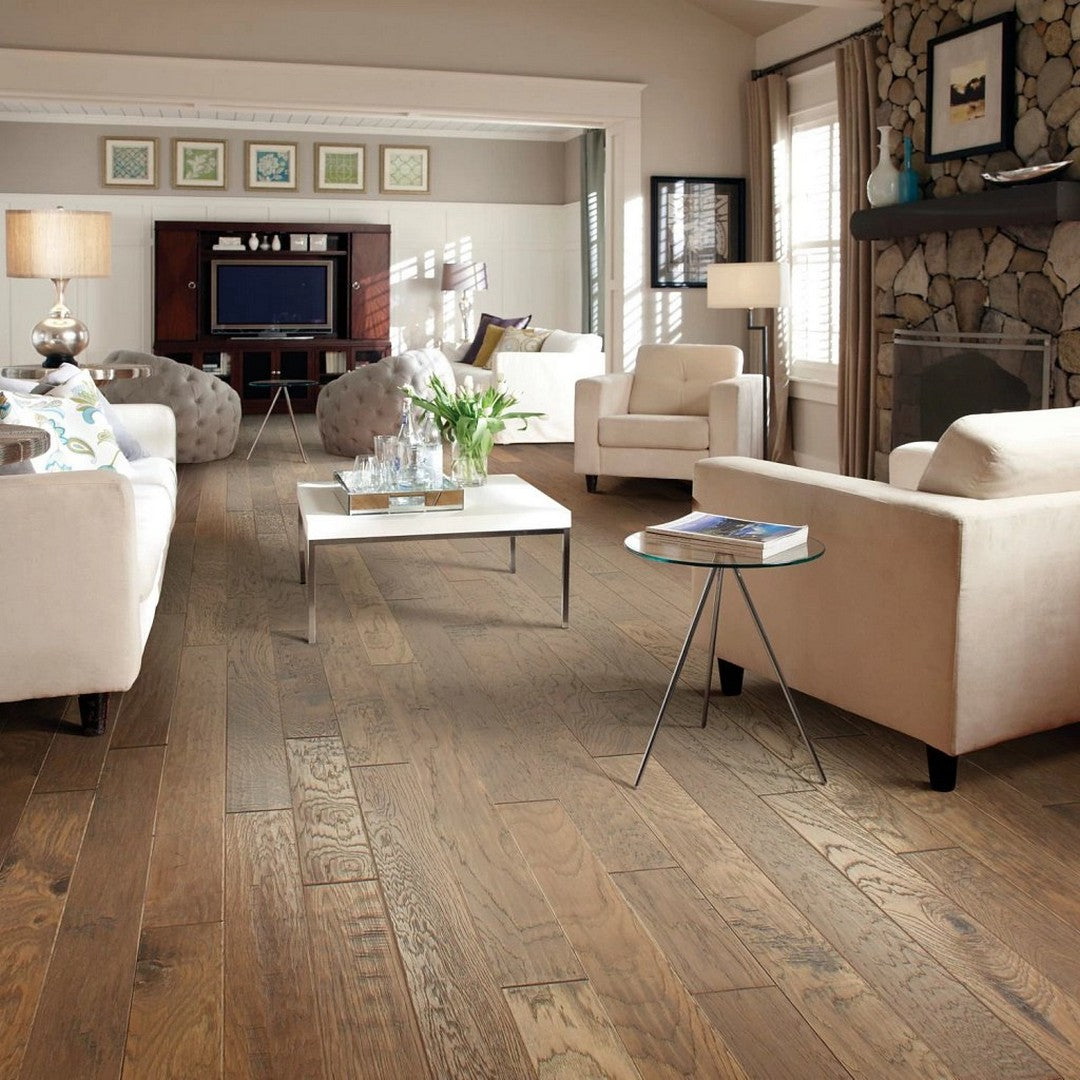 Shaw-Grant-Grove-Mixed-Width-6.37-Hickory-Hardwood-Plank-Pacific-Crest-2