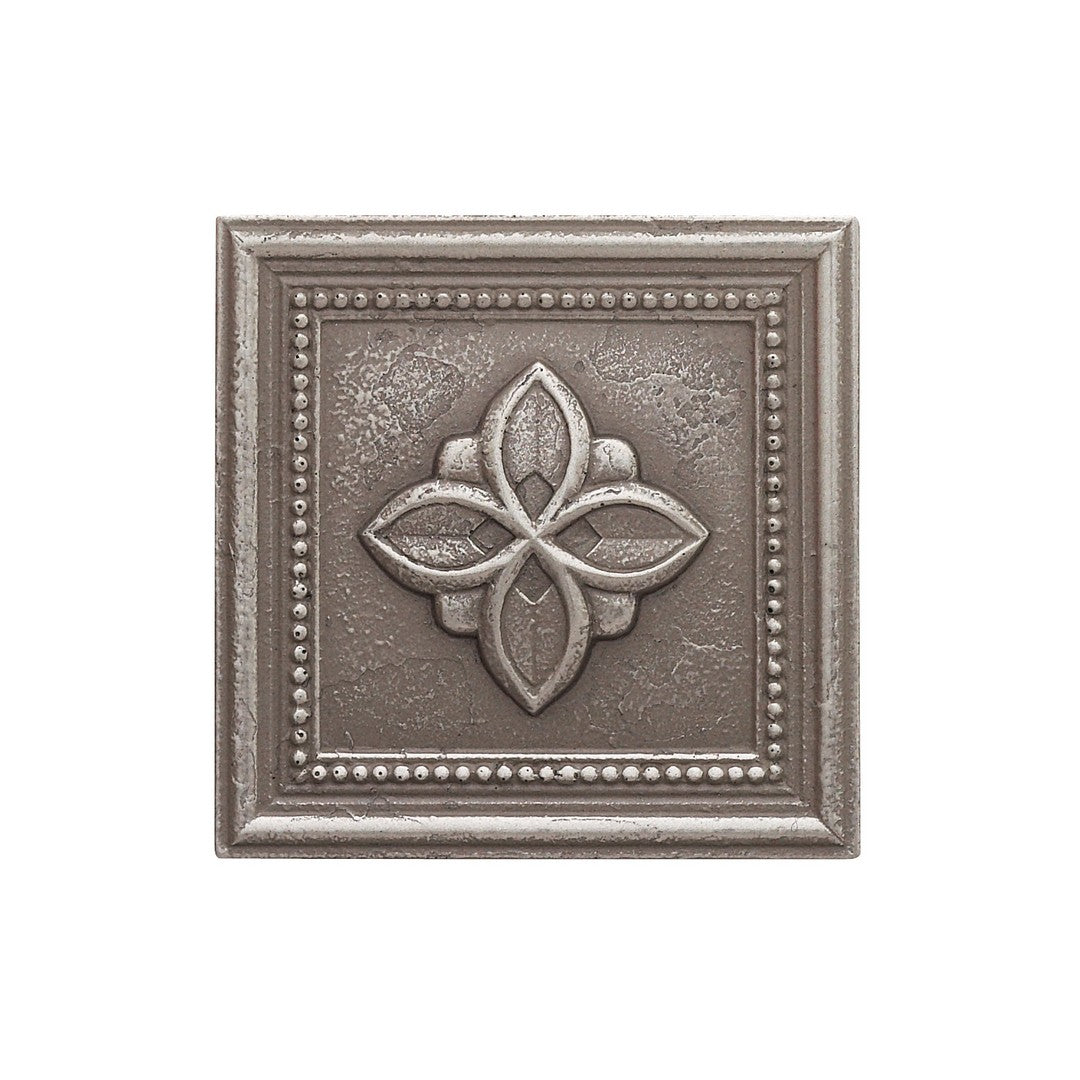 Questech Clover 4" x 4" Metal Deco