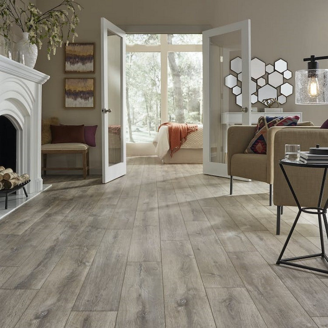 Mannington-Restoration-7.56-x-50.5-Blacksmith-Oak-Laminate-Plank-Oak-Rust