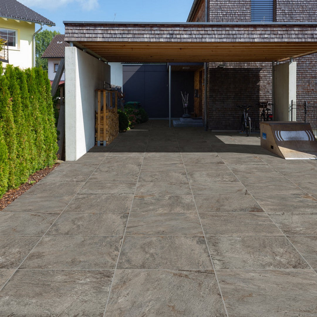 Del-Conca-Usa-Strato-Quartzite-24"-x-24"-Rectified-Porcelain-Quartzite-Paver-Grey