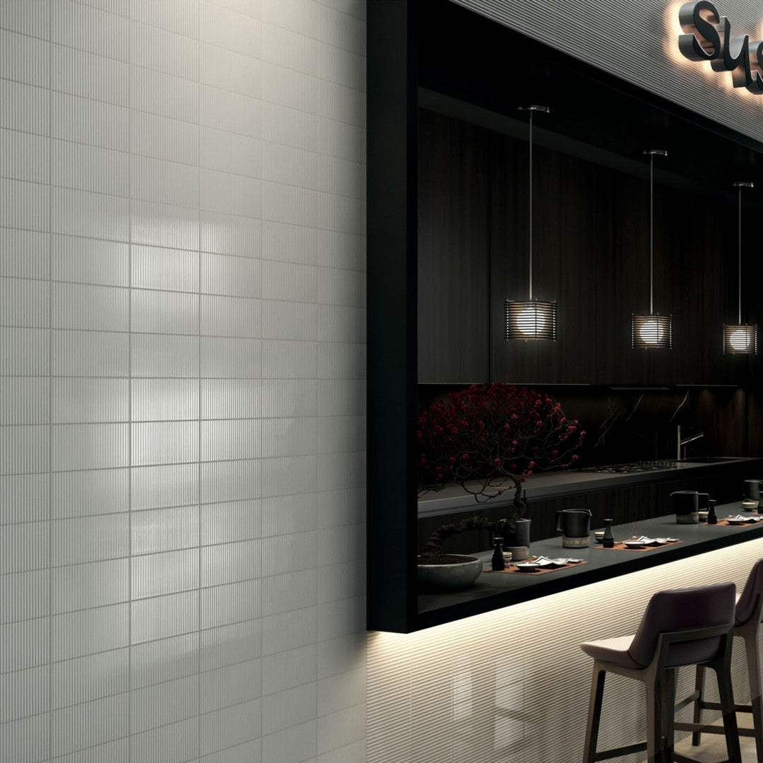 Settecento-Sketches-4-x-8-Glossy-Vertical-Ceramic-Wall-Tile-Bright-White