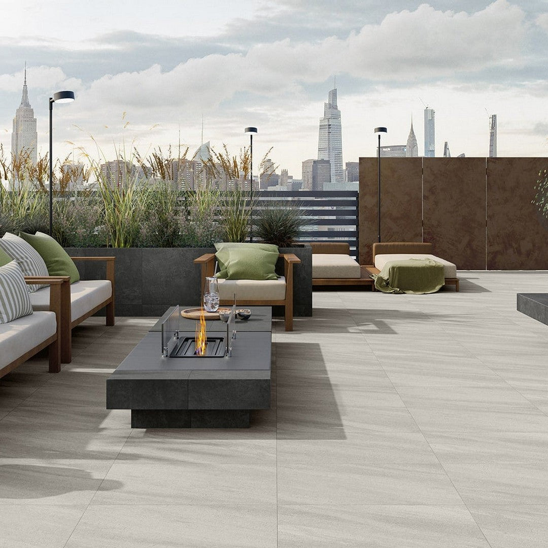 Del-Conca-USA-Quartzite-2-16-x-32-Porcelain-Paver-Bianco