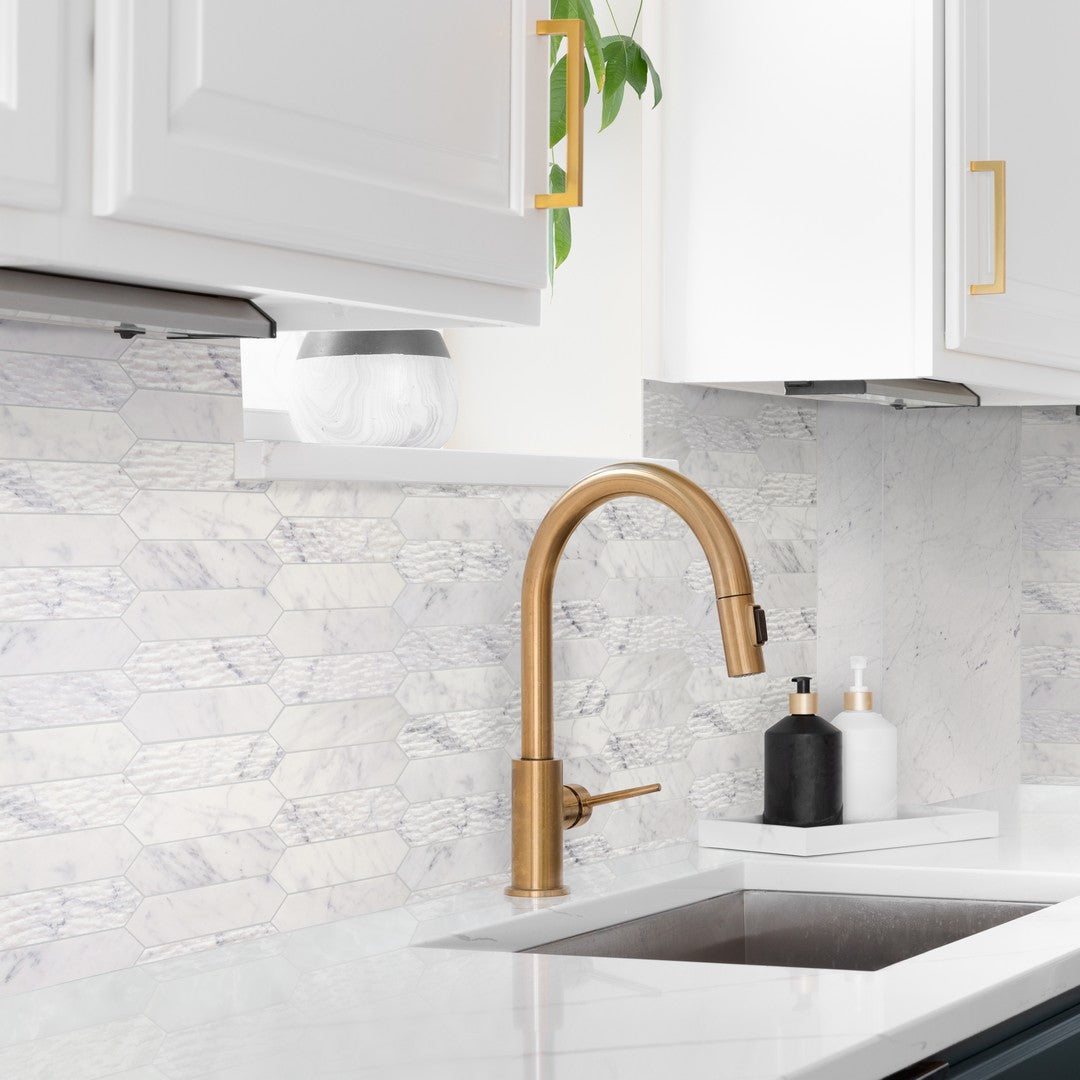 Tesoro-Venatino-Goia-12.5-x-7.5-Interlocking-Picket-Mosaic-Natural-Stone-Mosaic-Clawed